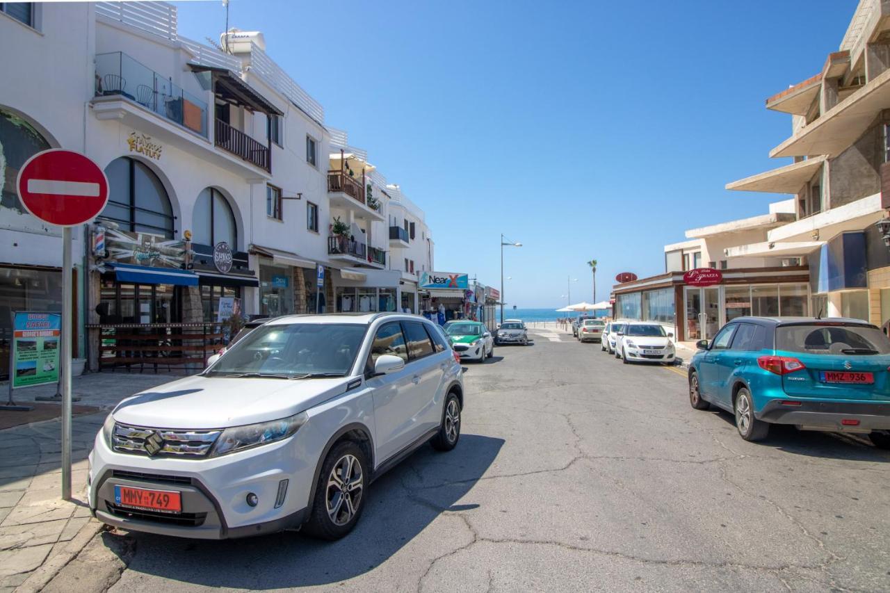Light House - Seafront Cosy Studio With Library Paphos Exterior foto